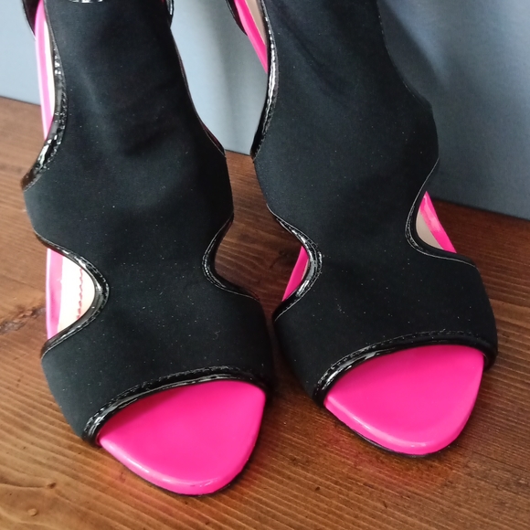 BCBG Paris heels - Picture 2 of 14